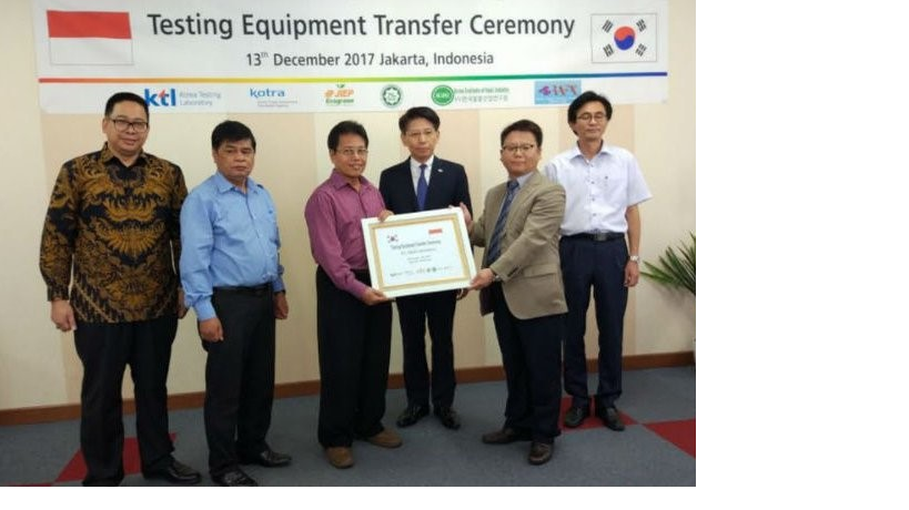 BANTUAN ALAT LABORATORIUM OLEH KOREA KE YPHI